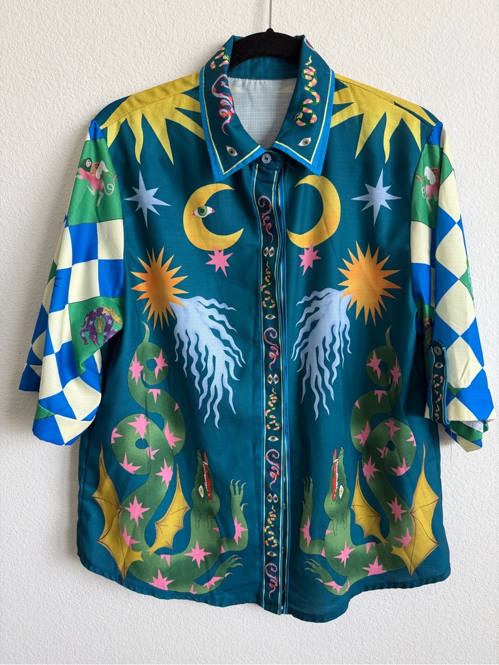 Teal Graphic Short-Sleeve Button-Down Shirt - Celestial & Dragon Print